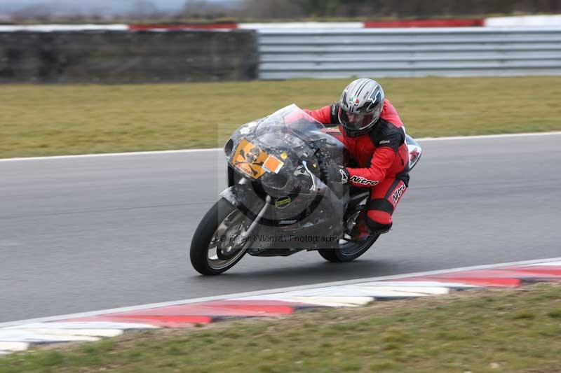 Motorcycle action photographs;Trackday digital images;event digital images;eventdigitalimages;no limits trackday;peter wileman photography;snetterton;snetterton circuit norfolk;snetterton photographs;trackday;trackday photos