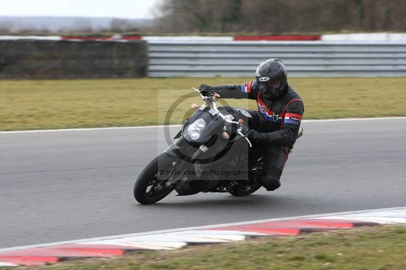 Motorcycle action photographs;Trackday digital images;event digital images;eventdigitalimages;no limits trackday;peter wileman photography;snetterton;snetterton circuit norfolk;snetterton photographs;trackday;trackday photos