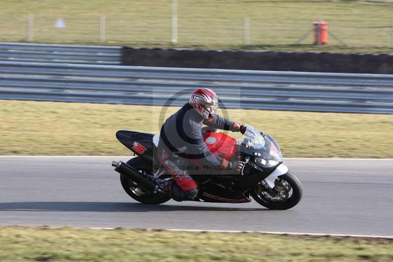 Motorcycle action photographs;Trackday digital images;event digital images;eventdigitalimages;no limits trackday;peter wileman photography;snetterton;snetterton circuit norfolk;snetterton photographs;trackday;trackday photos