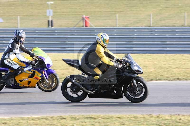 Motorcycle action photographs;Trackday digital images;event digital images;eventdigitalimages;no limits trackday;peter wileman photography;snetterton;snetterton circuit norfolk;snetterton photographs;trackday;trackday photos