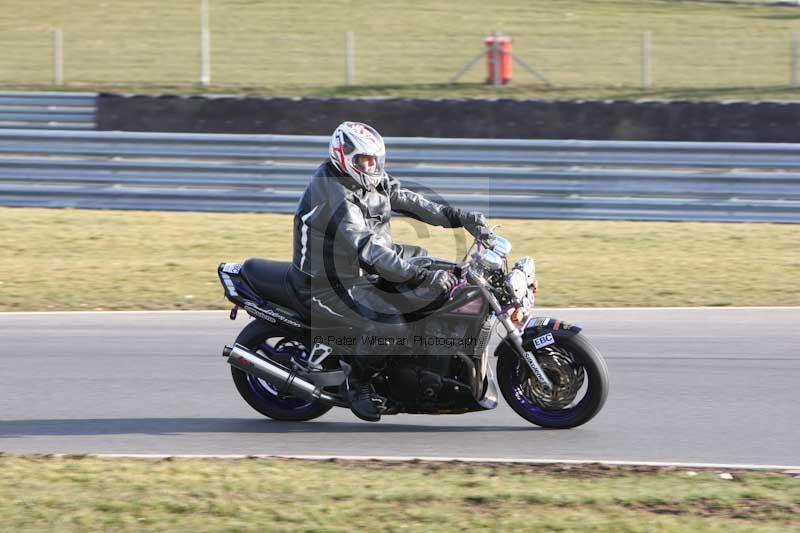 Motorcycle action photographs;Trackday digital images;event digital images;eventdigitalimages;no limits trackday;peter wileman photography;snetterton;snetterton circuit norfolk;snetterton photographs;trackday;trackday photos