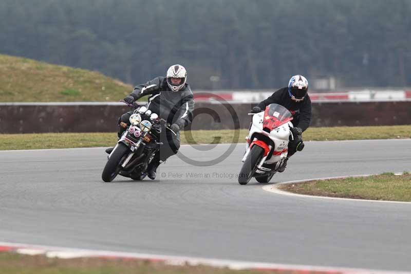 Motorcycle action photographs;Trackday digital images;event digital images;eventdigitalimages;no limits trackday;peter wileman photography;snetterton;snetterton circuit norfolk;snetterton photographs;trackday;trackday photos