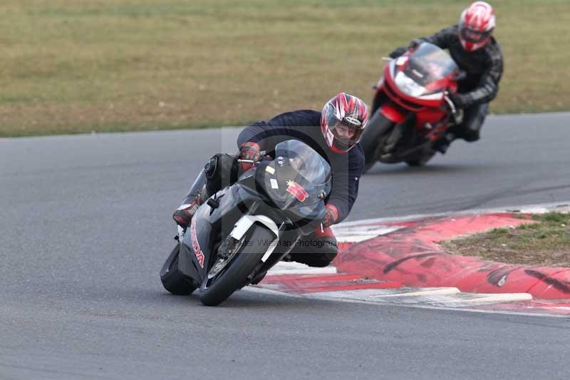 Motorcycle action photographs;Trackday digital images;event digital images;eventdigitalimages;no limits trackday;peter wileman photography;snetterton;snetterton circuit norfolk;snetterton photographs;trackday;trackday photos