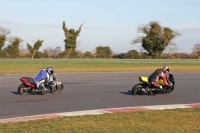 Motorcycle-action-photographs;Trackday-digital-images;event-digital-images;eventdigitalimages;no-limits-trackday;peter-wileman-photography;snetterton;snetterton-circuit-norfolk;snetterton-photographs;trackday;trackday-photos