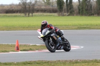 Motorcycle-action-photographs;Trackday-digital-images;event-digital-images;eventdigitalimages;no-limits-trackday;peter-wileman-photography;snetterton;snetterton-circuit-norfolk;snetterton-photographs;trackday;trackday-photos