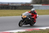 Motorcycle-action-photographs;Trackday-digital-images;event-digital-images;eventdigitalimages;no-limits-trackday;peter-wileman-photography;snetterton;snetterton-circuit-norfolk;snetterton-photographs;trackday;trackday-photos