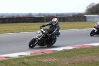 Motorcycle-action-photographs;Trackday-digital-images;event-digital-images;eventdigitalimages;no-limits-trackday;peter-wileman-photography;snetterton;snetterton-circuit-norfolk;snetterton-photographs;trackday;trackday-photos