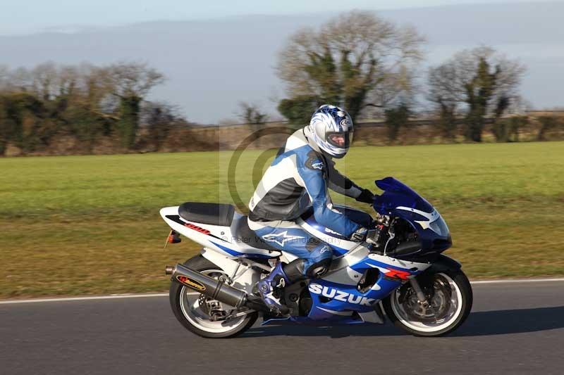 Motorcycle action photographs;Trackday digital images;event digital images;eventdigitalimages;no limits trackday;peter wileman photography;snetterton;snetterton circuit norfolk;snetterton photographs;trackday;trackday photos