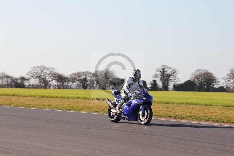 Motorcycle action photographs;Trackday digital images;event digital images;eventdigitalimages;no limits trackday;peter wileman photography;snetterton;snetterton circuit norfolk;snetterton photographs;trackday;trackday photos