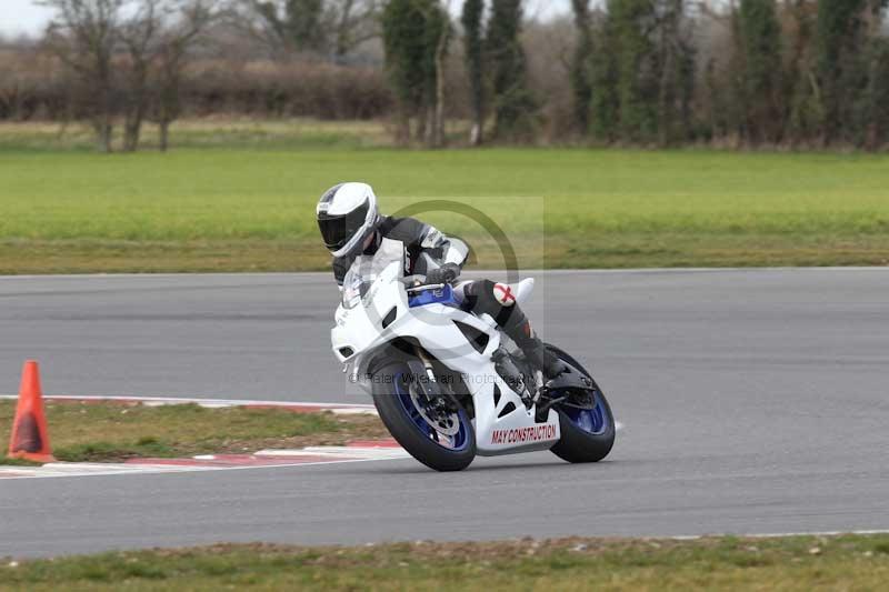 Motorcycle action photographs;Trackday digital images;event digital images;eventdigitalimages;no limits trackday;peter wileman photography;snetterton;snetterton circuit norfolk;snetterton photographs;trackday;trackday photos