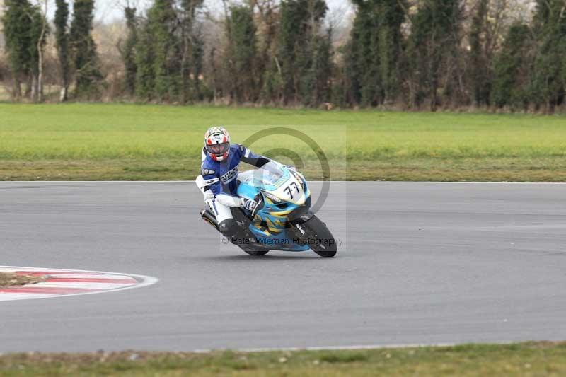 Motorcycle action photographs;Trackday digital images;event digital images;eventdigitalimages;no limits trackday;peter wileman photography;snetterton;snetterton circuit norfolk;snetterton photographs;trackday;trackday photos