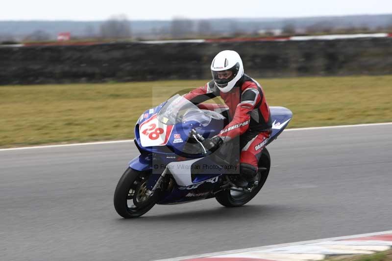 Motorcycle action photographs;Trackday digital images;event digital images;eventdigitalimages;no limits trackday;peter wileman photography;snetterton;snetterton circuit norfolk;snetterton photographs;trackday;trackday photos