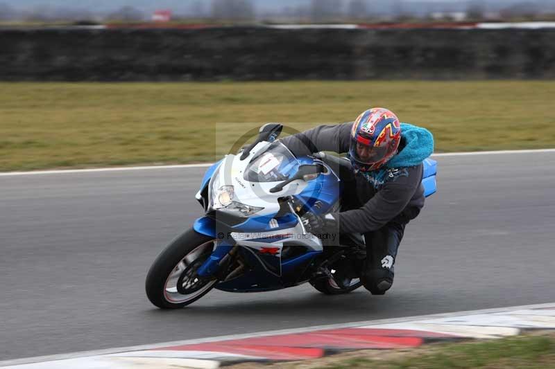 Motorcycle action photographs;Trackday digital images;event digital images;eventdigitalimages;no limits trackday;peter wileman photography;snetterton;snetterton circuit norfolk;snetterton photographs;trackday;trackday photos