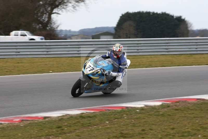 Motorcycle action photographs;Trackday digital images;event digital images;eventdigitalimages;no limits trackday;peter wileman photography;snetterton;snetterton circuit norfolk;snetterton photographs;trackday;trackday photos
