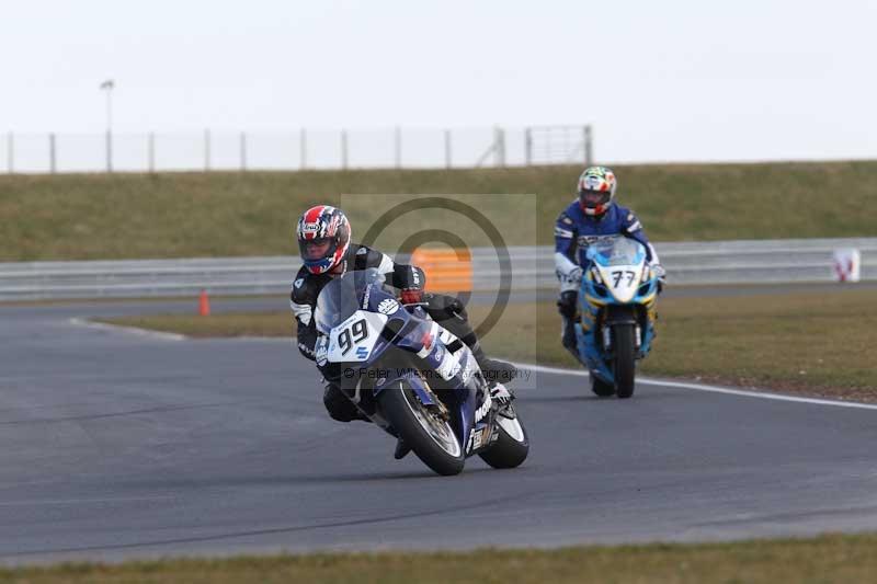 Motorcycle action photographs;Trackday digital images;event digital images;eventdigitalimages;no limits trackday;peter wileman photography;snetterton;snetterton circuit norfolk;snetterton photographs;trackday;trackday photos