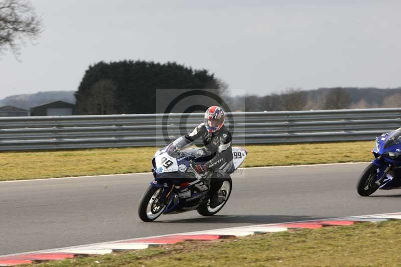 Motorcycle action photographs;Trackday digital images;event digital images;eventdigitalimages;no limits trackday;peter wileman photography;snetterton;snetterton circuit norfolk;snetterton photographs;trackday;trackday photos