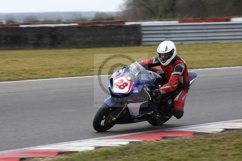 Motorcycle action photographs;Trackday digital images;event digital images;eventdigitalimages;no limits trackday;peter wileman photography;snetterton;snetterton circuit norfolk;snetterton photographs;trackday;trackday photos