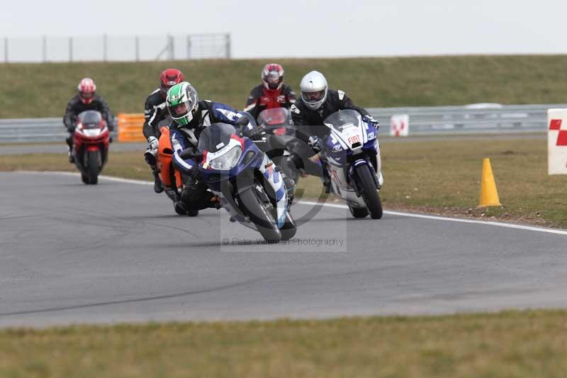 Motorcycle action photographs;Trackday digital images;event digital images;eventdigitalimages;no limits trackday;peter wileman photography;snetterton;snetterton circuit norfolk;snetterton photographs;trackday;trackday photos