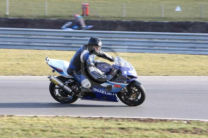 Motorcycle action photographs;Trackday digital images;event digital images;eventdigitalimages;no limits trackday;peter wileman photography;snetterton;snetterton circuit norfolk;snetterton photographs;trackday;trackday photos