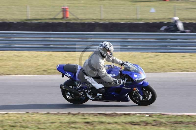 Motorcycle action photographs;Trackday digital images;event digital images;eventdigitalimages;no limits trackday;peter wileman photography;snetterton;snetterton circuit norfolk;snetterton photographs;trackday;trackday photos