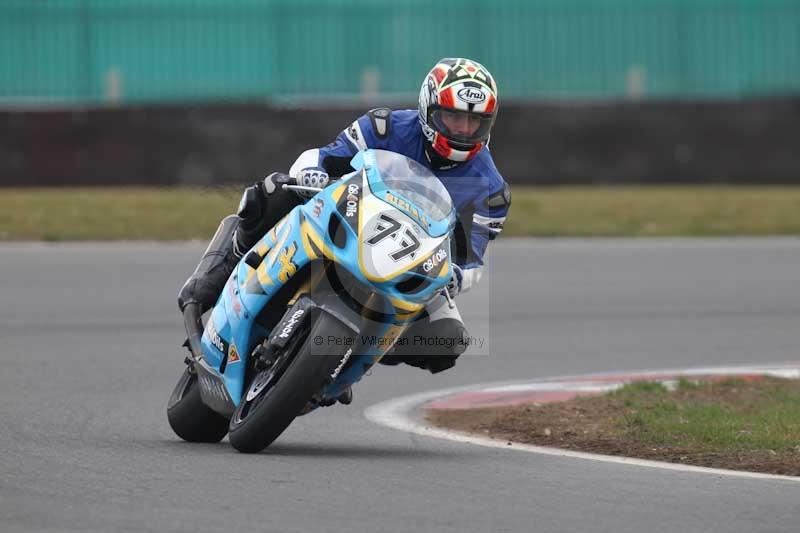 Motorcycle action photographs;Trackday digital images;event digital images;eventdigitalimages;no limits trackday;peter wileman photography;snetterton;snetterton circuit norfolk;snetterton photographs;trackday;trackday photos