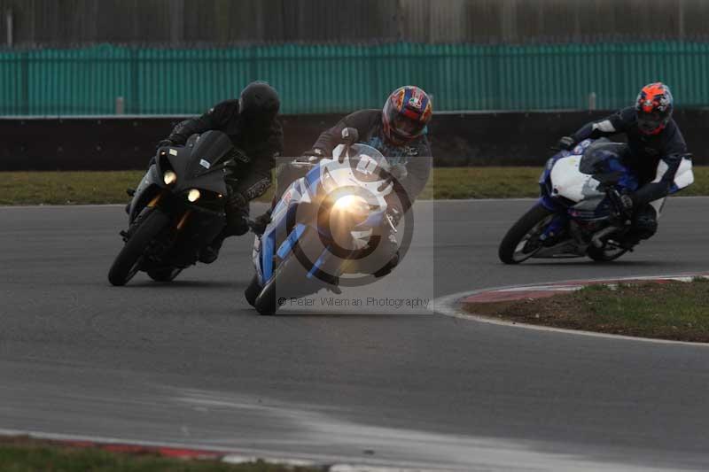 Motorcycle action photographs;Trackday digital images;event digital images;eventdigitalimages;no limits trackday;peter wileman photography;snetterton;snetterton circuit norfolk;snetterton photographs;trackday;trackday photos