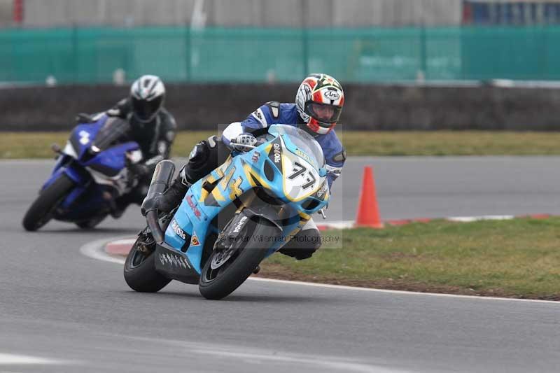 Motorcycle action photographs;Trackday digital images;event digital images;eventdigitalimages;no limits trackday;peter wileman photography;snetterton;snetterton circuit norfolk;snetterton photographs;trackday;trackday photos