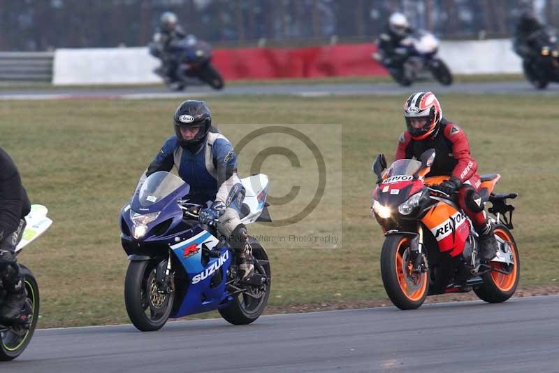 Motorcycle action photographs;Trackday digital images;event digital images;eventdigitalimages;no limits trackday;peter wileman photography;snetterton;snetterton circuit norfolk;snetterton photographs;trackday;trackday photos