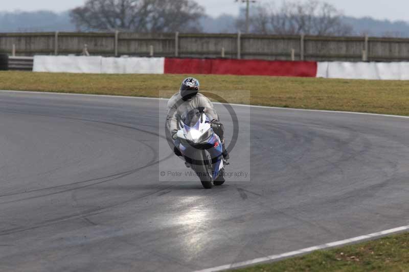 Motorcycle action photographs;Trackday digital images;event digital images;eventdigitalimages;no limits trackday;peter wileman photography;snetterton;snetterton circuit norfolk;snetterton photographs;trackday;trackday photos