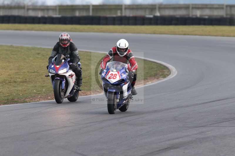 Motorcycle action photographs;Trackday digital images;event digital images;eventdigitalimages;no limits trackday;peter wileman photography;snetterton;snetterton circuit norfolk;snetterton photographs;trackday;trackday photos