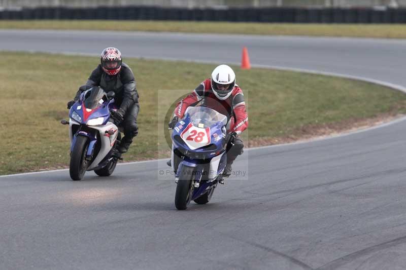 Motorcycle action photographs;Trackday digital images;event digital images;eventdigitalimages;no limits trackday;peter wileman photography;snetterton;snetterton circuit norfolk;snetterton photographs;trackday;trackday photos