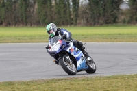 Motorcycle-action-photographs;Trackday-digital-images;event-digital-images;eventdigitalimages;no-limits-trackday;peter-wileman-photography;snetterton;snetterton-circuit-norfolk;snetterton-photographs;trackday;trackday-photos