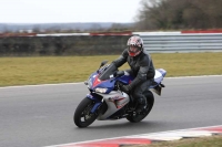 Motorcycle-action-photographs;Trackday-digital-images;event-digital-images;eventdigitalimages;no-limits-trackday;peter-wileman-photography;snetterton;snetterton-circuit-norfolk;snetterton-photographs;trackday;trackday-photos