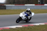 Motorcycle-action-photographs;Trackday-digital-images;event-digital-images;eventdigitalimages;no-limits-trackday;peter-wileman-photography;snetterton;snetterton-circuit-norfolk;snetterton-photographs;trackday;trackday-photos