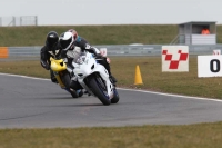 Motorcycle-action-photographs;Trackday-digital-images;event-digital-images;eventdigitalimages;no-limits-trackday;peter-wileman-photography;snetterton;snetterton-circuit-norfolk;snetterton-photographs;trackday;trackday-photos