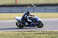 Motorcycle-action-photographs;Trackday-digital-images;event-digital-images;eventdigitalimages;no-limits-trackday;peter-wileman-photography;snetterton;snetterton-circuit-norfolk;snetterton-photographs;trackday;trackday-photos