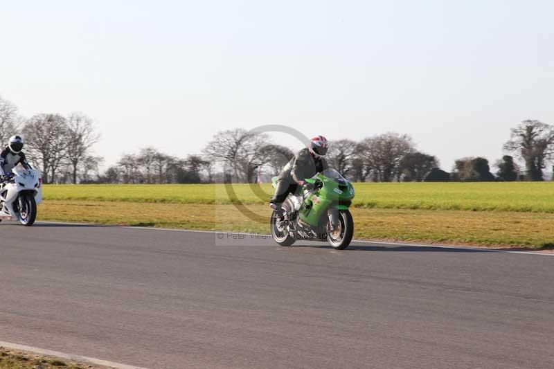 Motorcycle action photographs;Trackday digital images;event digital images;eventdigitalimages;no limits trackday;peter wileman photography;snetterton;snetterton circuit norfolk;snetterton photographs;trackday;trackday photos