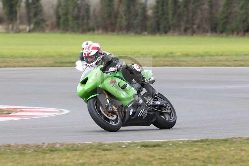 Motorcycle action photographs;Trackday digital images;event digital images;eventdigitalimages;no limits trackday;peter wileman photography;snetterton;snetterton circuit norfolk;snetterton photographs;trackday;trackday photos
