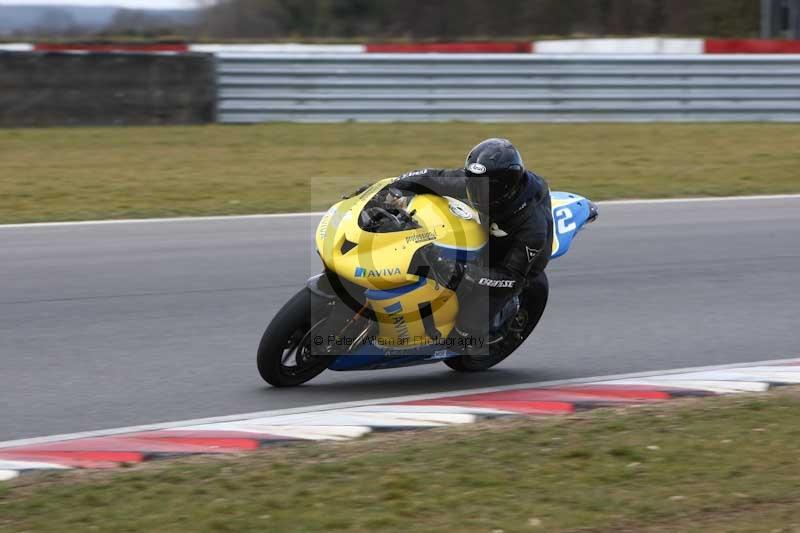 Motorcycle action photographs;Trackday digital images;event digital images;eventdigitalimages;no limits trackday;peter wileman photography;snetterton;snetterton circuit norfolk;snetterton photographs;trackday;trackday photos