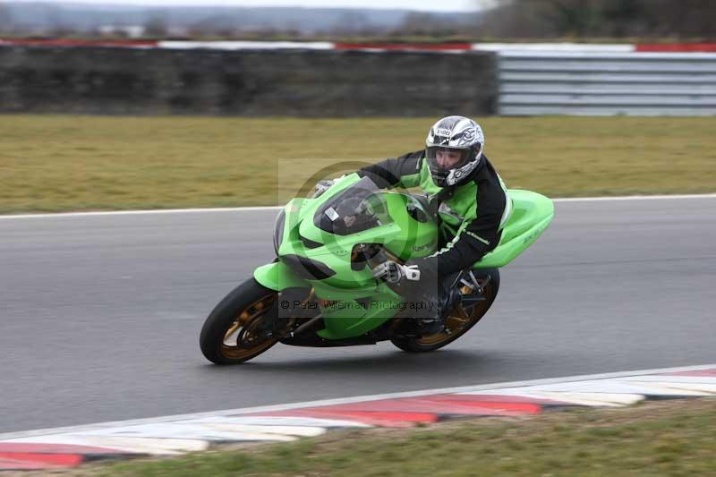 Motorcycle action photographs;Trackday digital images;event digital images;eventdigitalimages;no limits trackday;peter wileman photography;snetterton;snetterton circuit norfolk;snetterton photographs;trackday;trackday photos
