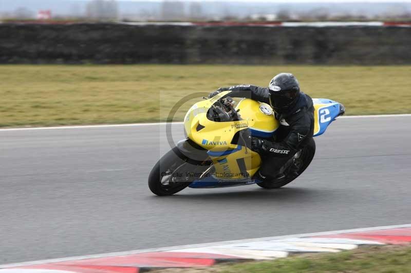 Motorcycle action photographs;Trackday digital images;event digital images;eventdigitalimages;no limits trackday;peter wileman photography;snetterton;snetterton circuit norfolk;snetterton photographs;trackday;trackday photos
