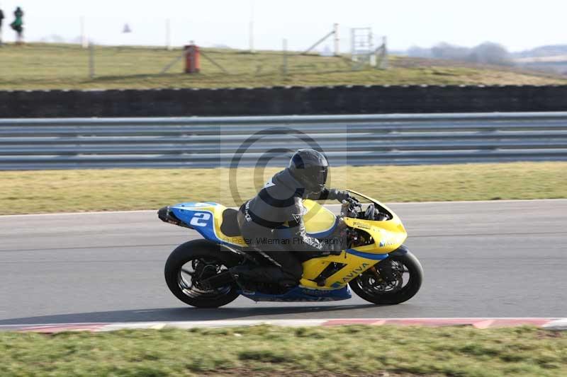 Motorcycle action photographs;Trackday digital images;event digital images;eventdigitalimages;no limits trackday;peter wileman photography;snetterton;snetterton circuit norfolk;snetterton photographs;trackday;trackday photos