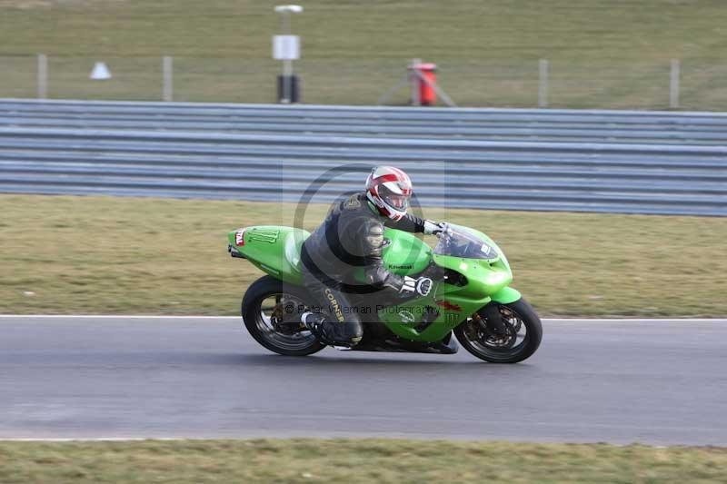 Motorcycle action photographs;Trackday digital images;event digital images;eventdigitalimages;no limits trackday;peter wileman photography;snetterton;snetterton circuit norfolk;snetterton photographs;trackday;trackday photos