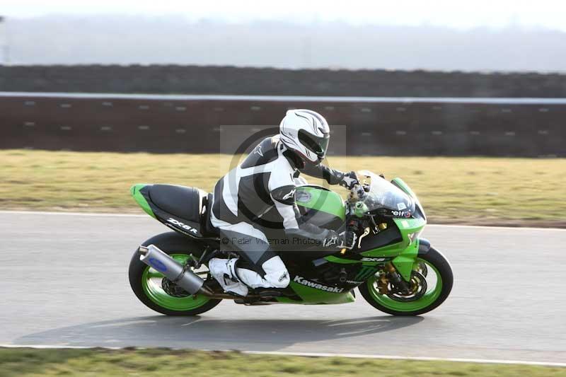 Motorcycle action photographs;Trackday digital images;event digital images;eventdigitalimages;no limits trackday;peter wileman photography;snetterton;snetterton circuit norfolk;snetterton photographs;trackday;trackday photos