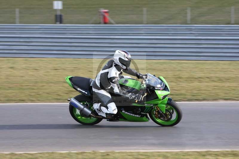 Motorcycle action photographs;Trackday digital images;event digital images;eventdigitalimages;no limits trackday;peter wileman photography;snetterton;snetterton circuit norfolk;snetterton photographs;trackday;trackday photos