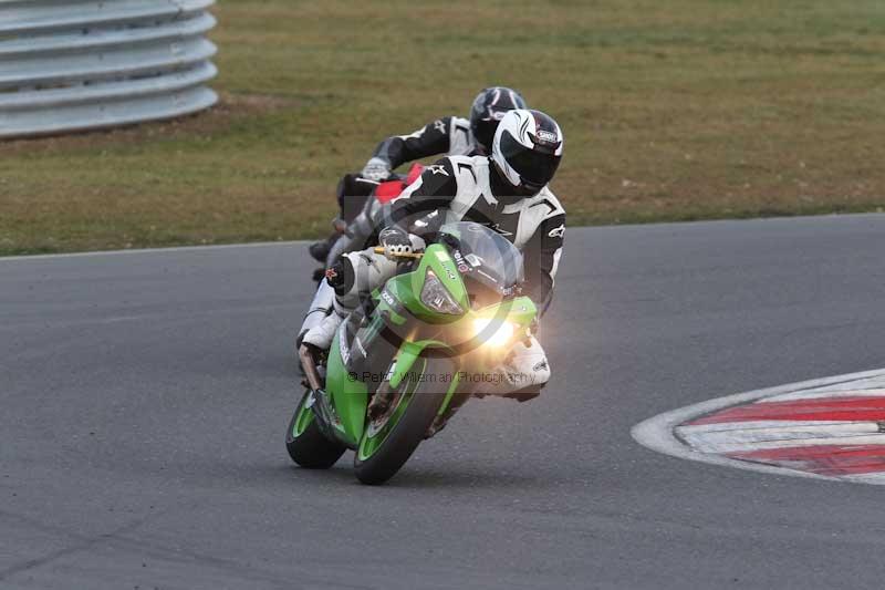 Motorcycle action photographs;Trackday digital images;event digital images;eventdigitalimages;no limits trackday;peter wileman photography;snetterton;snetterton circuit norfolk;snetterton photographs;trackday;trackday photos
