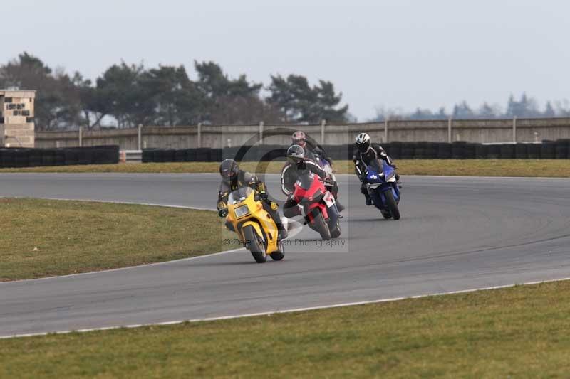 Motorcycle action photographs;Trackday digital images;event digital images;eventdigitalimages;no limits trackday;peter wileman photography;snetterton;snetterton circuit norfolk;snetterton photographs;trackday;trackday photos
