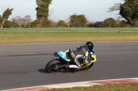 Motorcycle-action-photographs;Trackday-digital-images;event-digital-images;eventdigitalimages;no-limits-trackday;peter-wileman-photography;snetterton;snetterton-circuit-norfolk;snetterton-photographs;trackday;trackday-photos