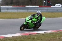 Motorcycle-action-photographs;Trackday-digital-images;event-digital-images;eventdigitalimages;no-limits-trackday;peter-wileman-photography;snetterton;snetterton-circuit-norfolk;snetterton-photographs;trackday;trackday-photos