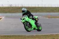 Motorcycle-action-photographs;Trackday-digital-images;event-digital-images;eventdigitalimages;no-limits-trackday;peter-wileman-photography;snetterton;snetterton-circuit-norfolk;snetterton-photographs;trackday;trackday-photos